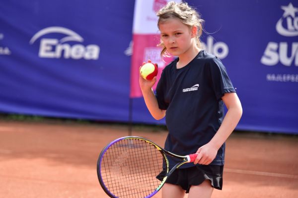kidscup-tennis10-janki-foto0071BC722AE-2416-FB79-D57C-4160E8D9FC77.jpg