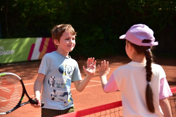 kidscup-tennis10-janki-foto0191131FD9C-B101-7D55-DF79-4387F3260BF2.jpg
