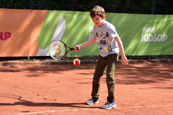 kidscup-tennis10-janki-foto038D3C37505-0BF6-E6AF-A82C-F914A776CF48.jpg