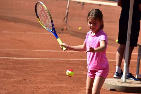 kidscup-tennis10-janki-foto0453C2A638B-1896-BBB5-7355-15EED1AB8D5F.jpg