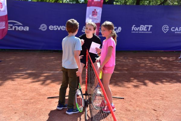 kidscup-tennis10-janki-foto0483C241AB5-5D57-BF71-2F4A-187439DC4696.jpg