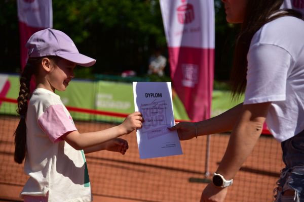 kidscup-tennis10-janki-foto06110B71AA1-632B-043C-3CEB-200EFB3D8F56.jpg