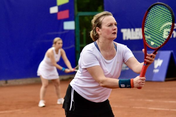 turniej-deblowy-kobiet-janki-37D39BBD59-8098-47AE-1BEC-66CB2BF4EC42.jpg