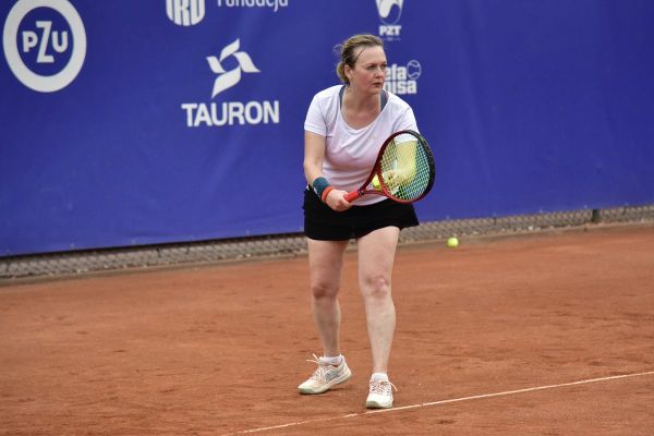 turniej-deblowy-kobiet-janki-419C441117-36F7-6AF9-4C41-0AC5A4DC9546.jpg