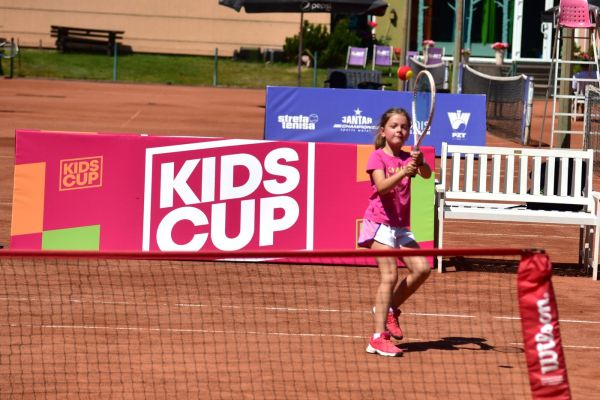 kidscup-tennis10-janki-06-2024-foto0229F813E8F-9AAB-FAC7-2057-2CB964A1C1FD.jpg