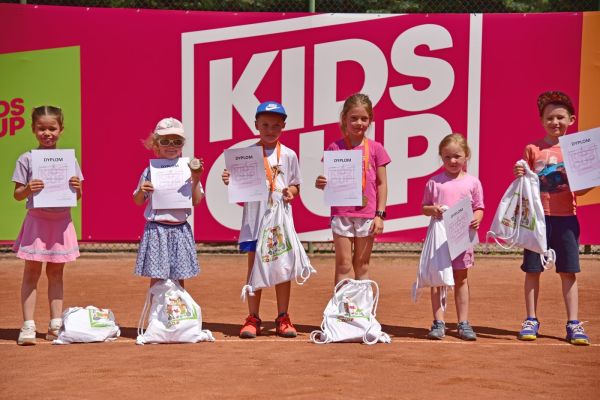 kidscup-tennis10-janki-06-2024-foto03819853A3A-DAD4-3E5A-2D86-EB400FBB04E3.jpg