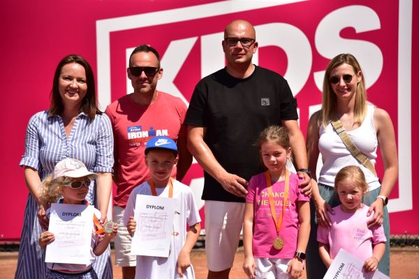 kidscup-tennis10-janki-06-2024-foto0397BDF4404-58E0-01C1-50E7-BFB42198EAB9.jpg