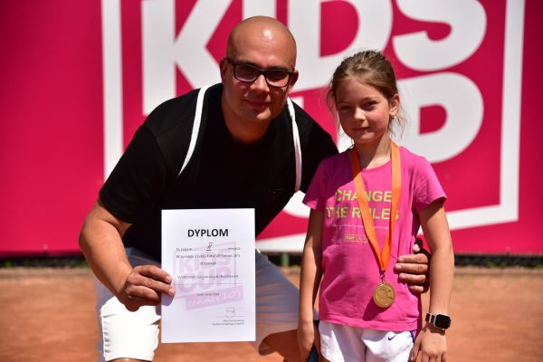 kidscup-tennis10-janki-06-2024-foto045AD38C004-0D43-7428-AF8E-7E1C14DE3482.jpg