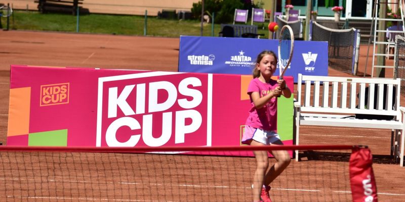 kidscup-tennis10-janki-06-2024-foto0229F813E8F-9AAB-FAC7-2057-2CB964A1C1FD.jpg